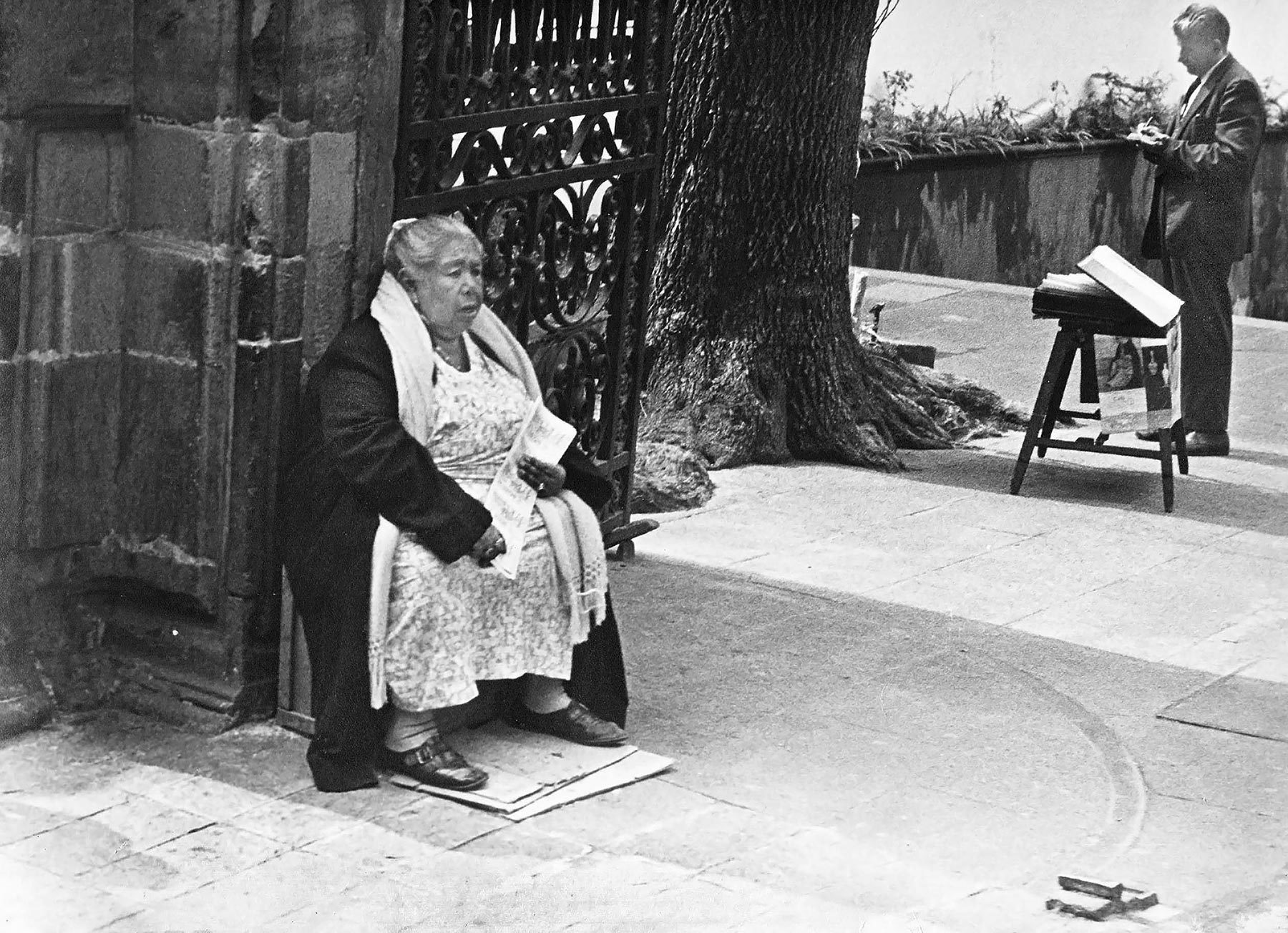 Jan tratnik photography street afternoon prayer