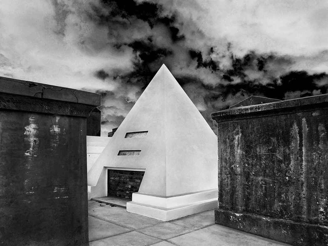 Jan tratnik photography architecture pyramid