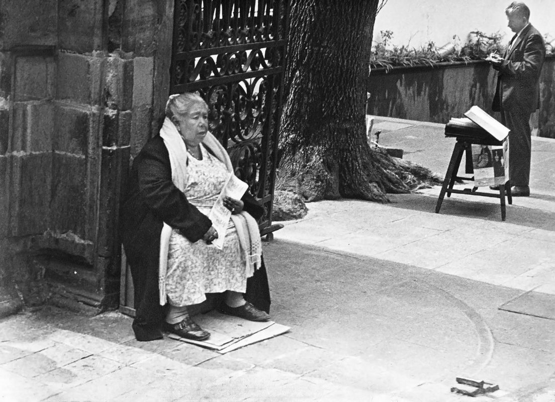 Jan tratnik photography street afternoon prayer