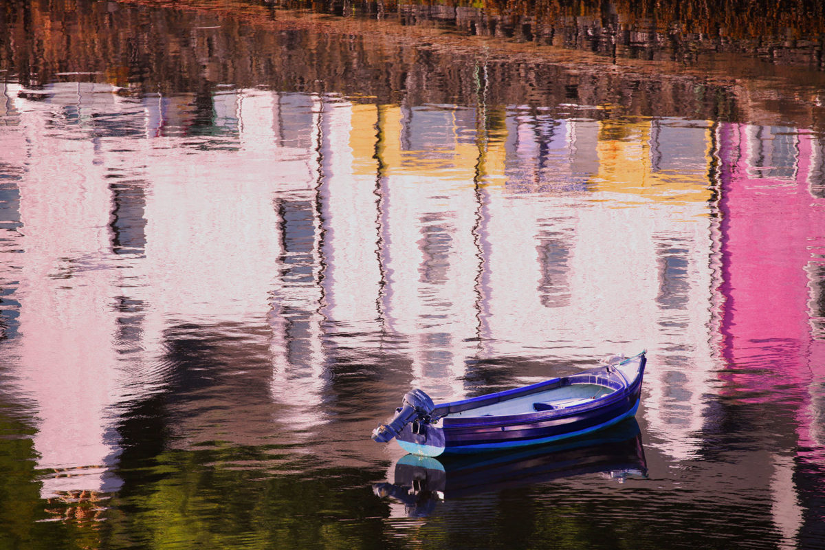 Jantratnikphotographycolorboatinharbor
